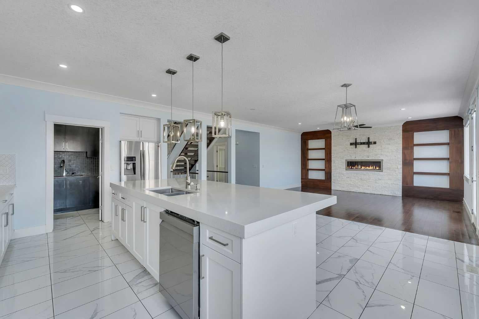272 Aspenmere Way 