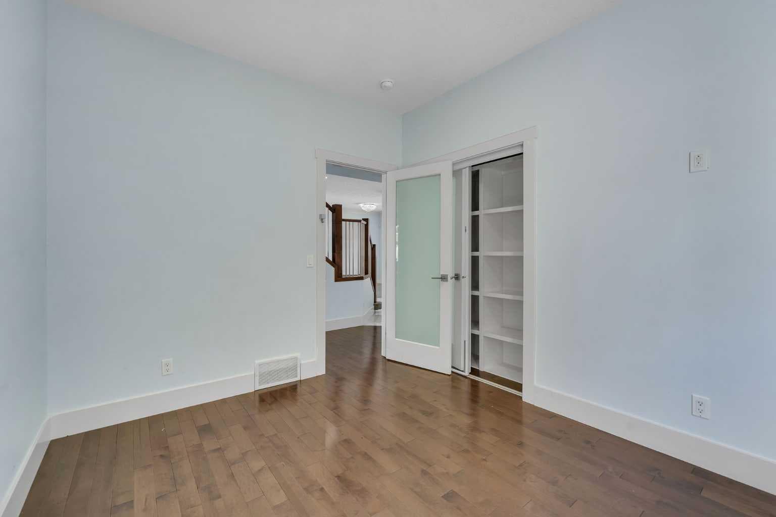272 Aspenmere Way 