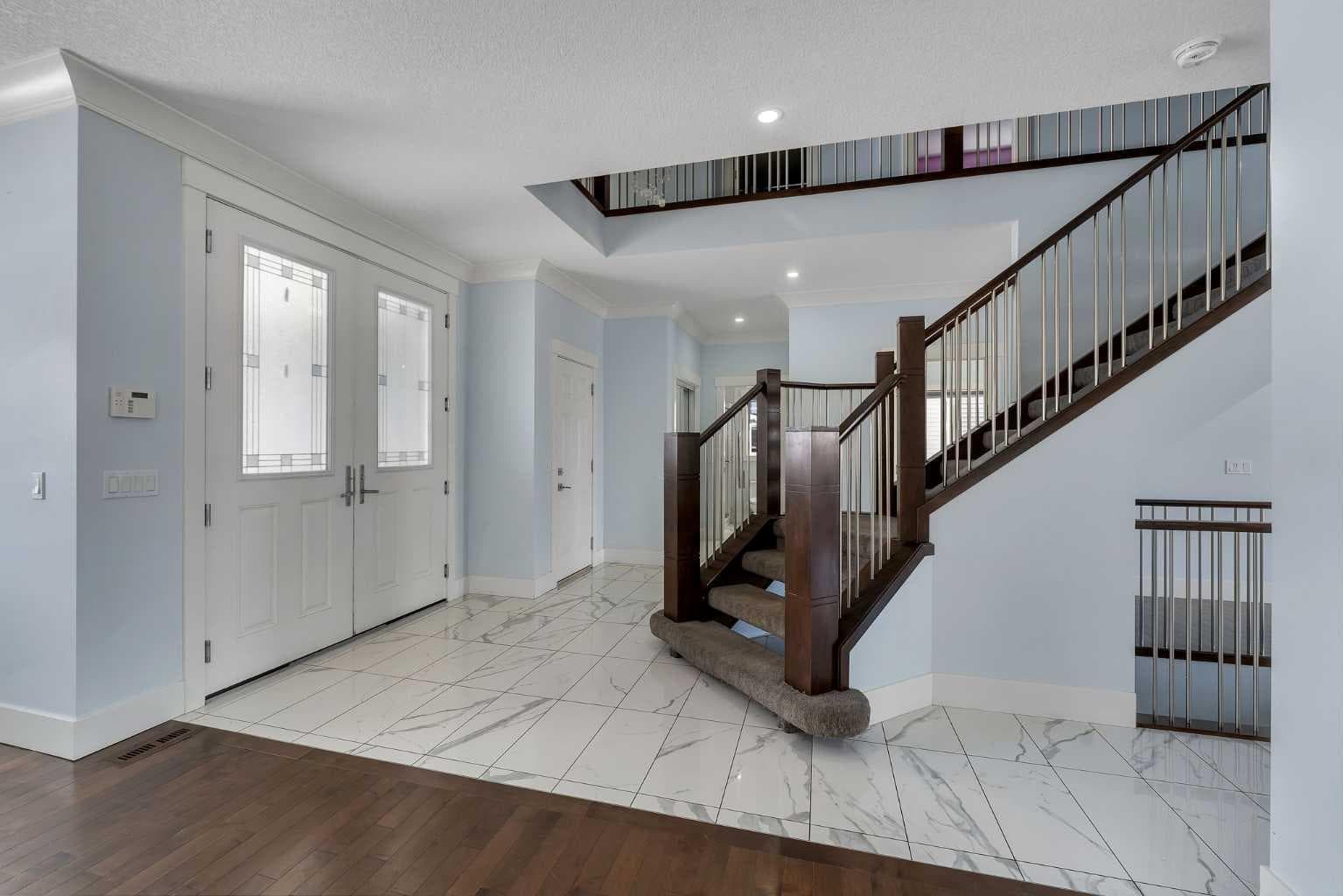 272 Aspenmere Way 