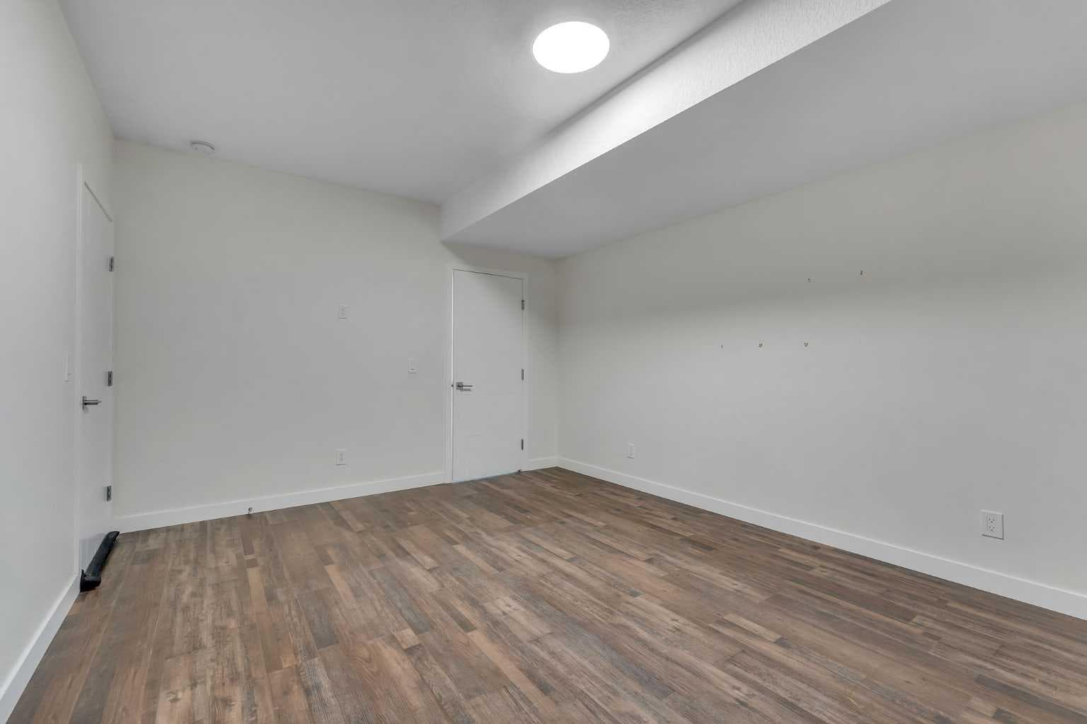 272 Aspenmere Way 