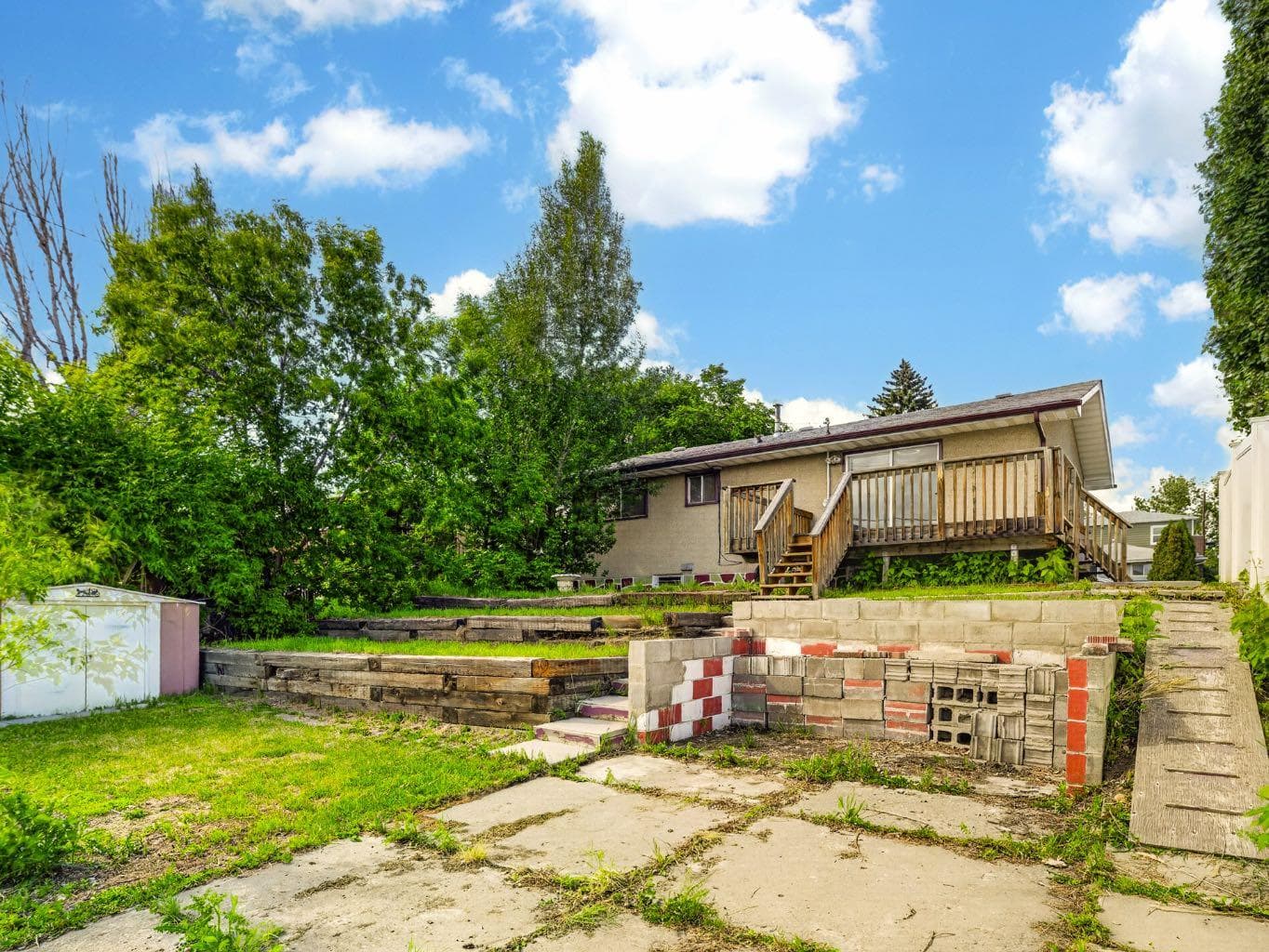 847 Raynard Crescent SE