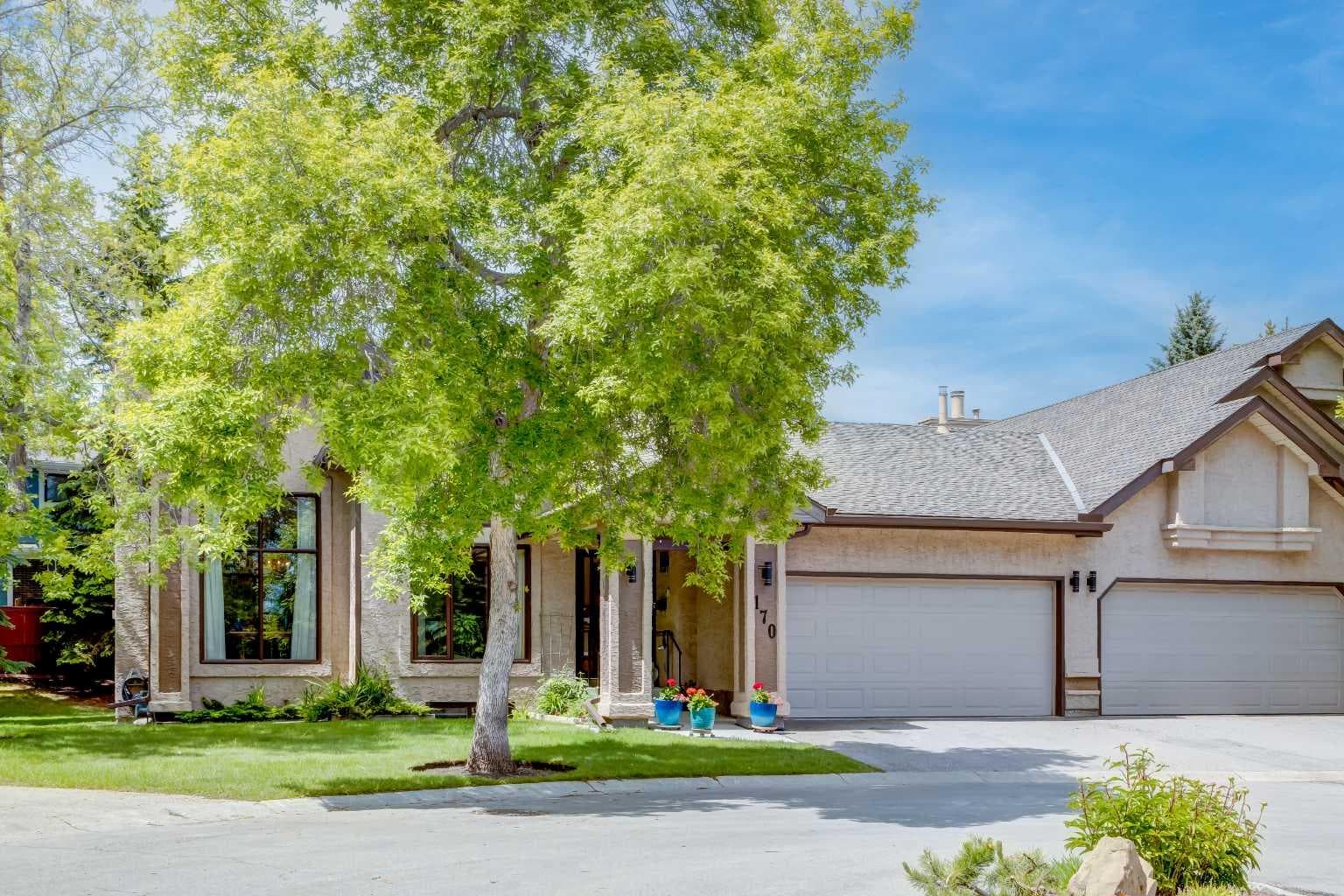 170 Oakbriar Close SW