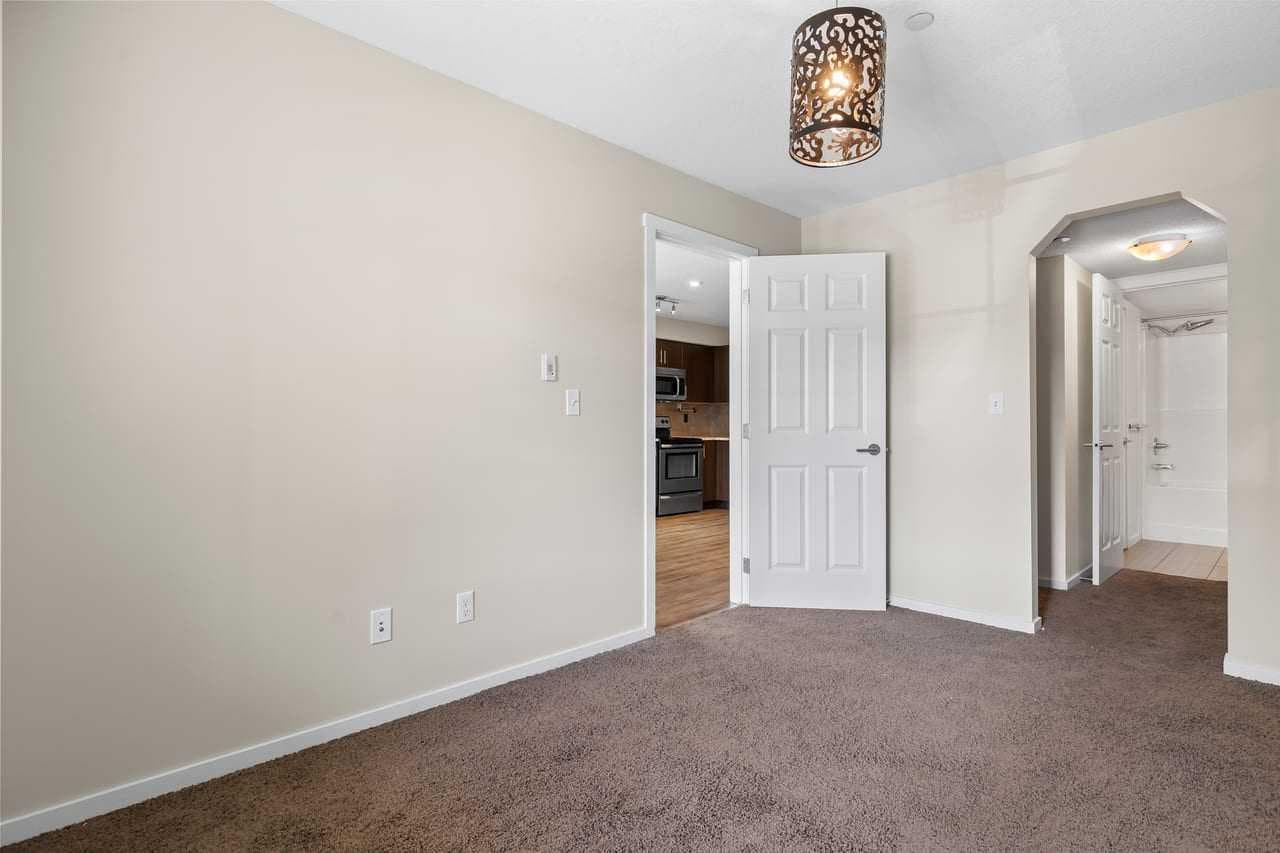 1115, 755 Copperpond Boulevard SE