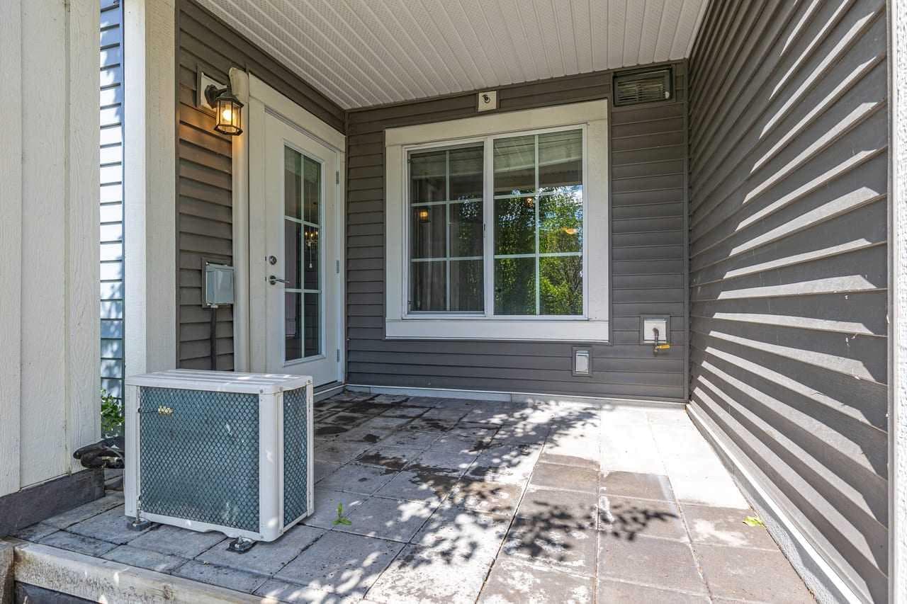 1115, 755 Copperpond Boulevard SE