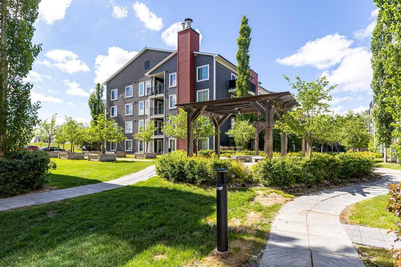 1115, 755 Copperpond Boulevard SE