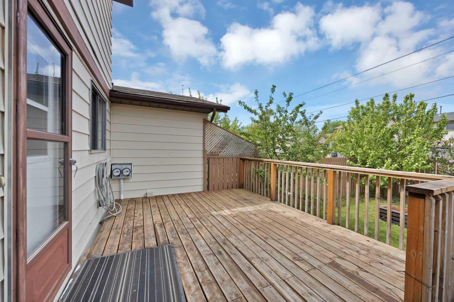 56 Templeridge Crescent NE