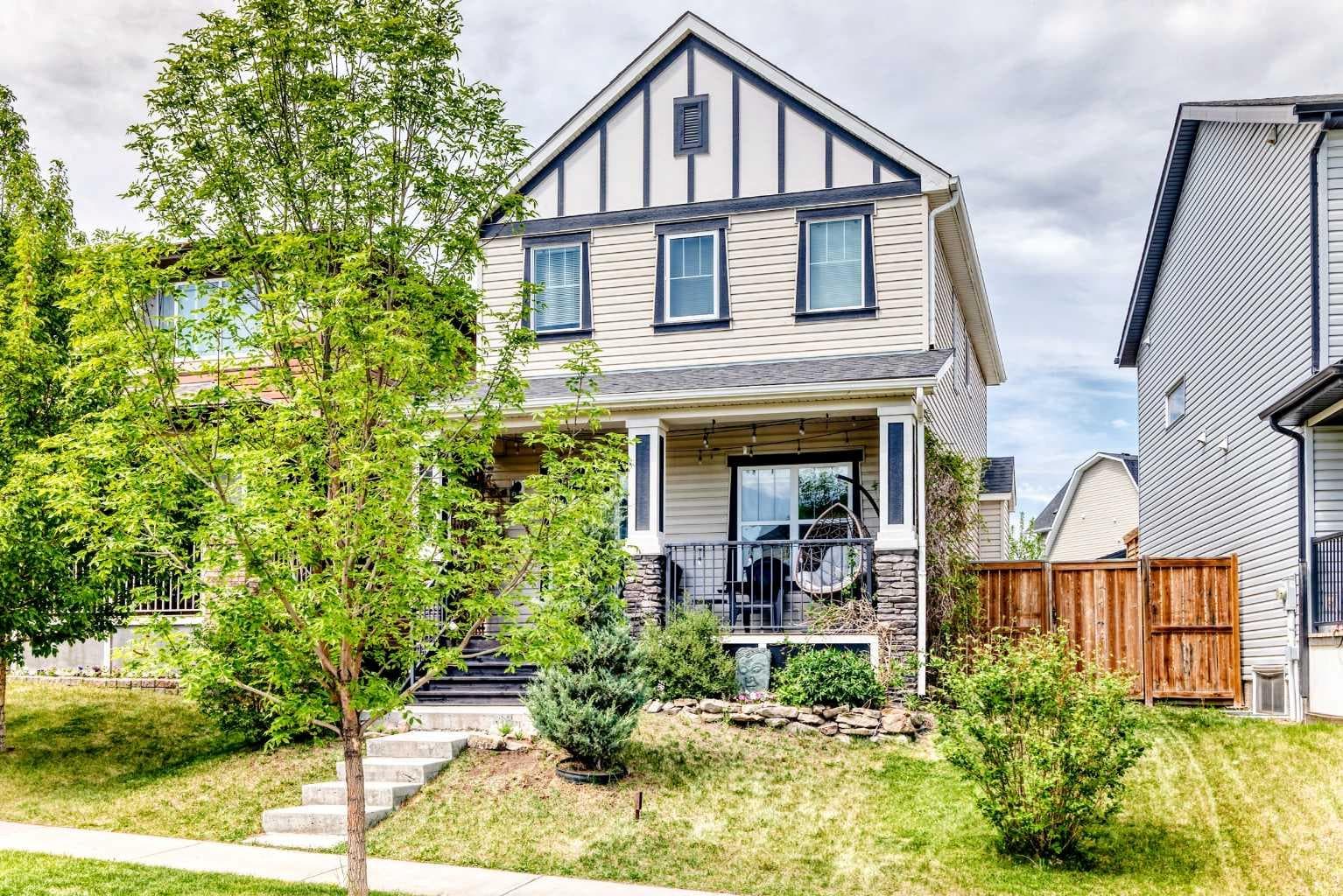 10 Reunion Grove NW
