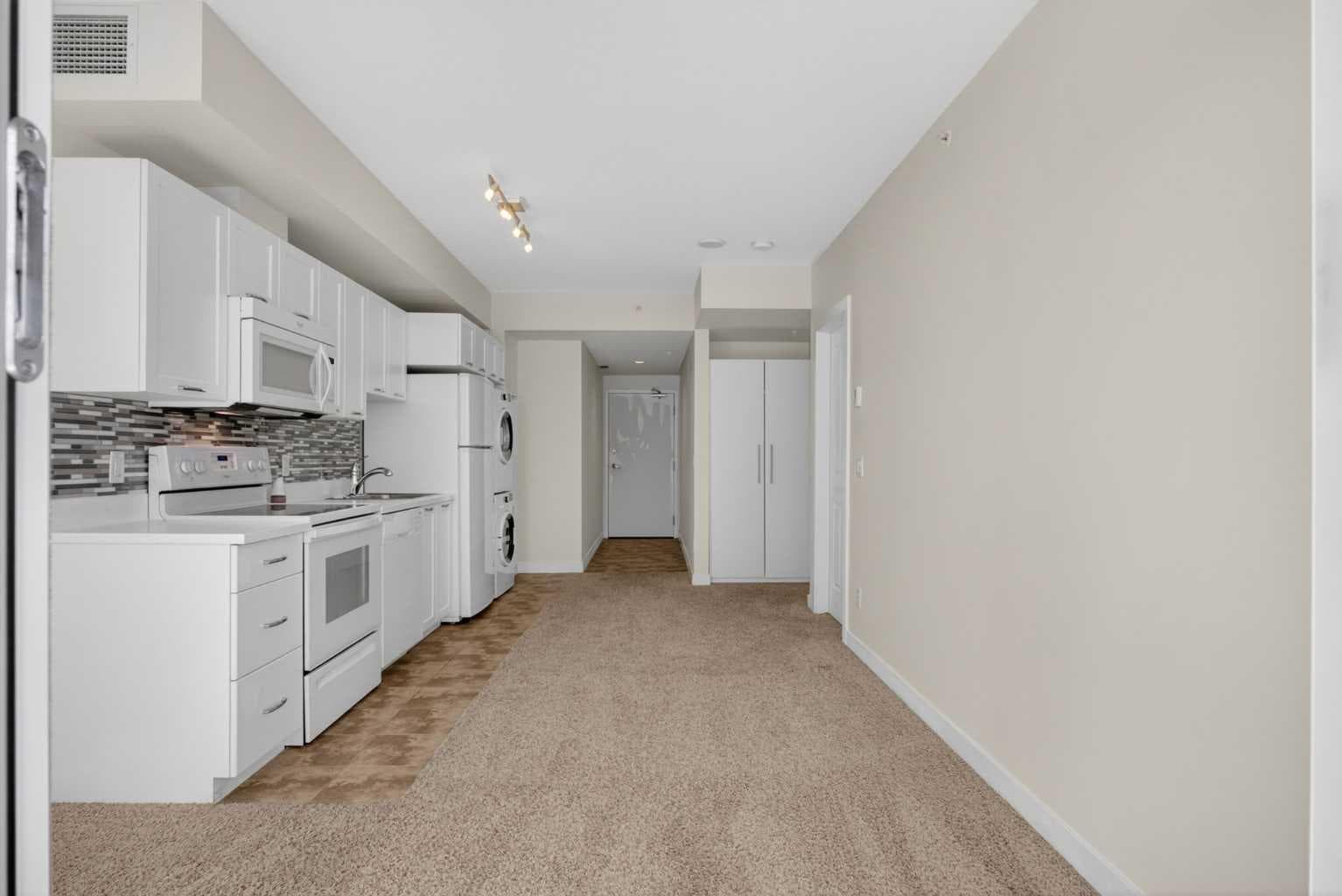 702, 3830 Brentwood Road NW