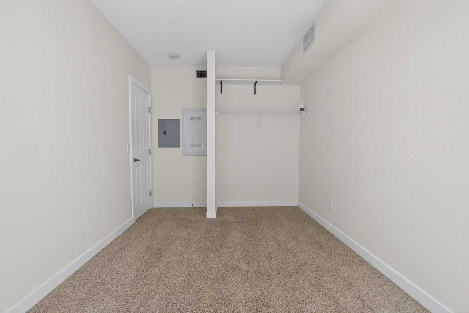 702, 3830 Brentwood Road NW