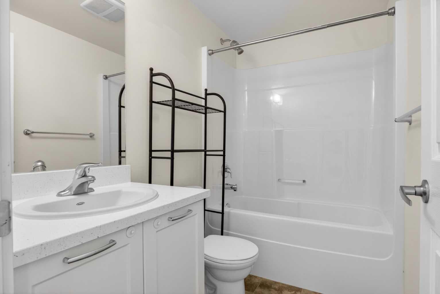 702, 3830 Brentwood Road NW