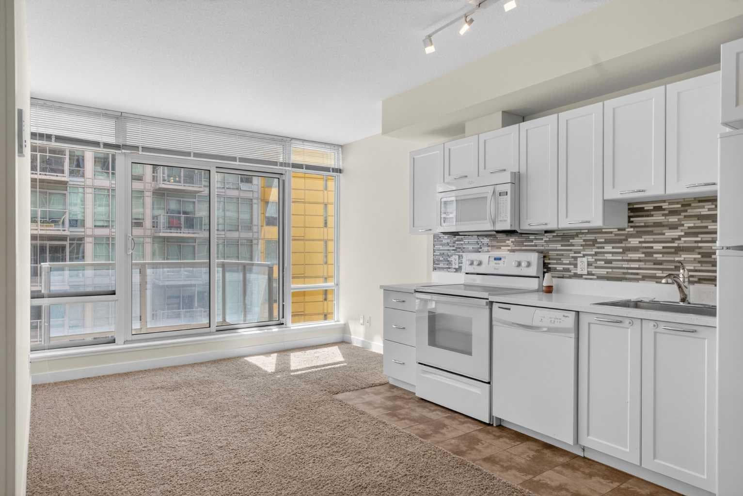 702, 3830 Brentwood Road NW