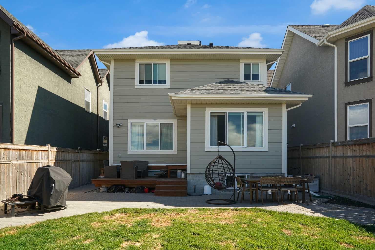 115 Mahogany Way SE