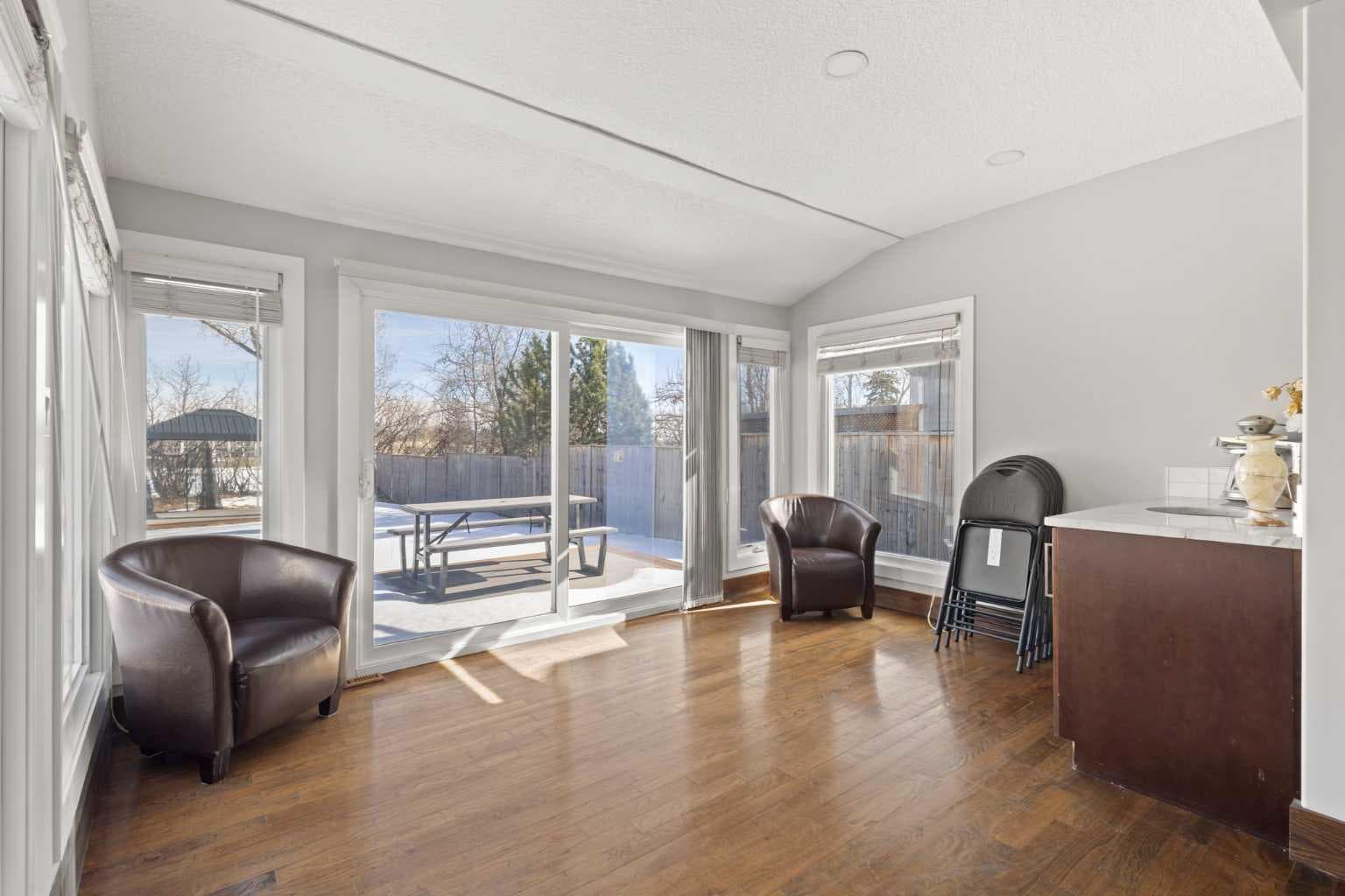 40 Wood Crescent SW