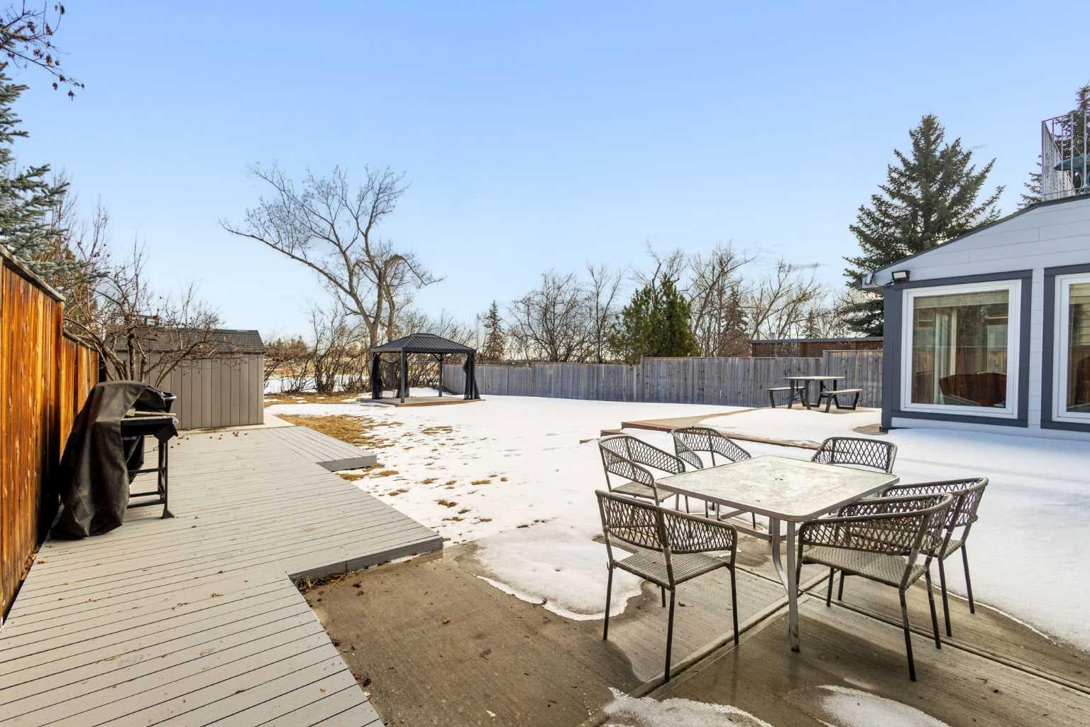 40 Wood Crescent SW