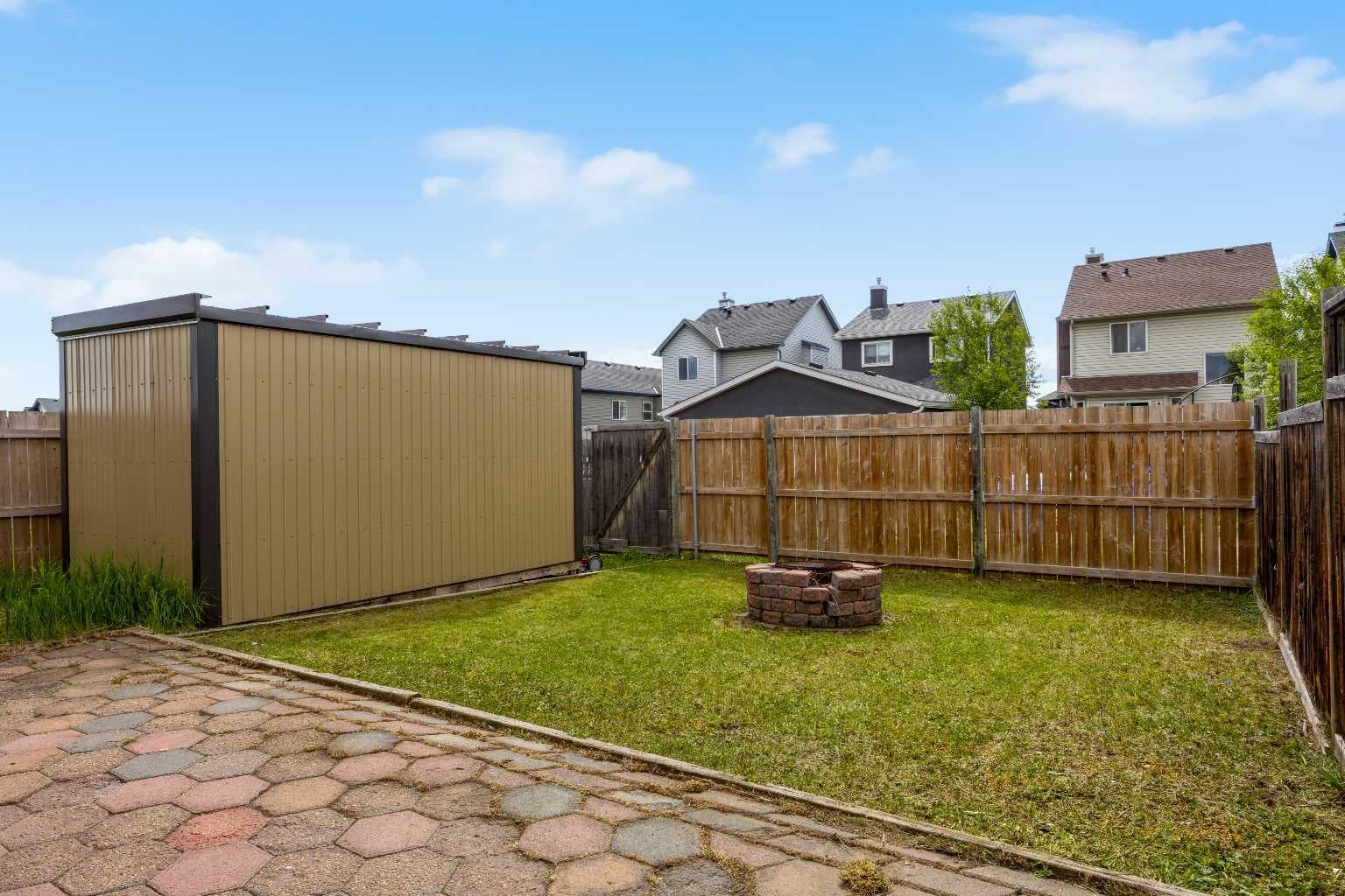 67 Saddlemead Green NE