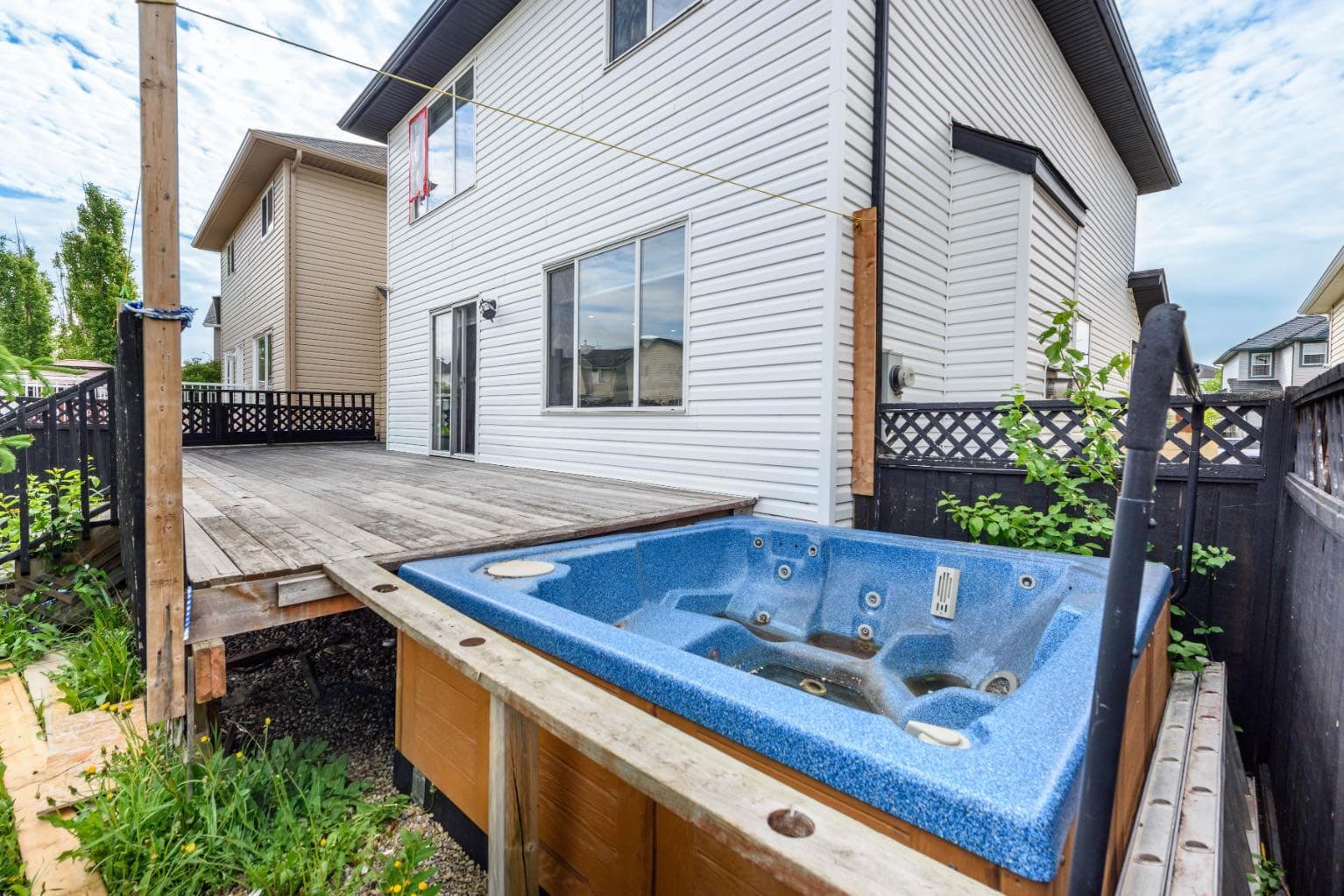 183 Saddleback Road NE