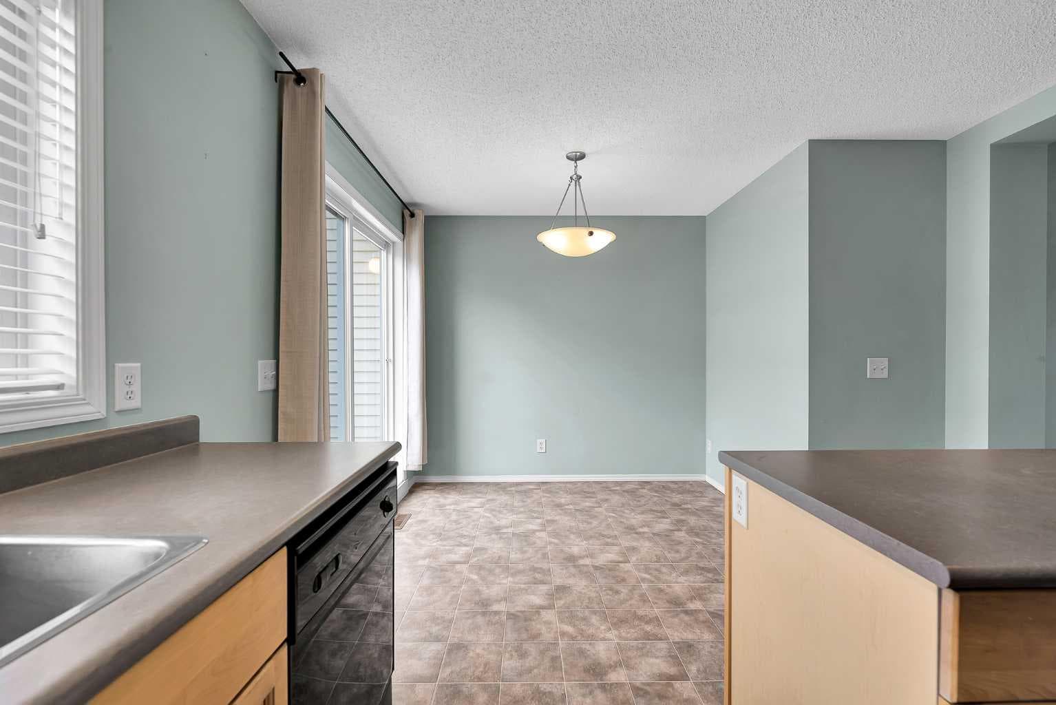 207 Mckenzie Towne Gate SE
