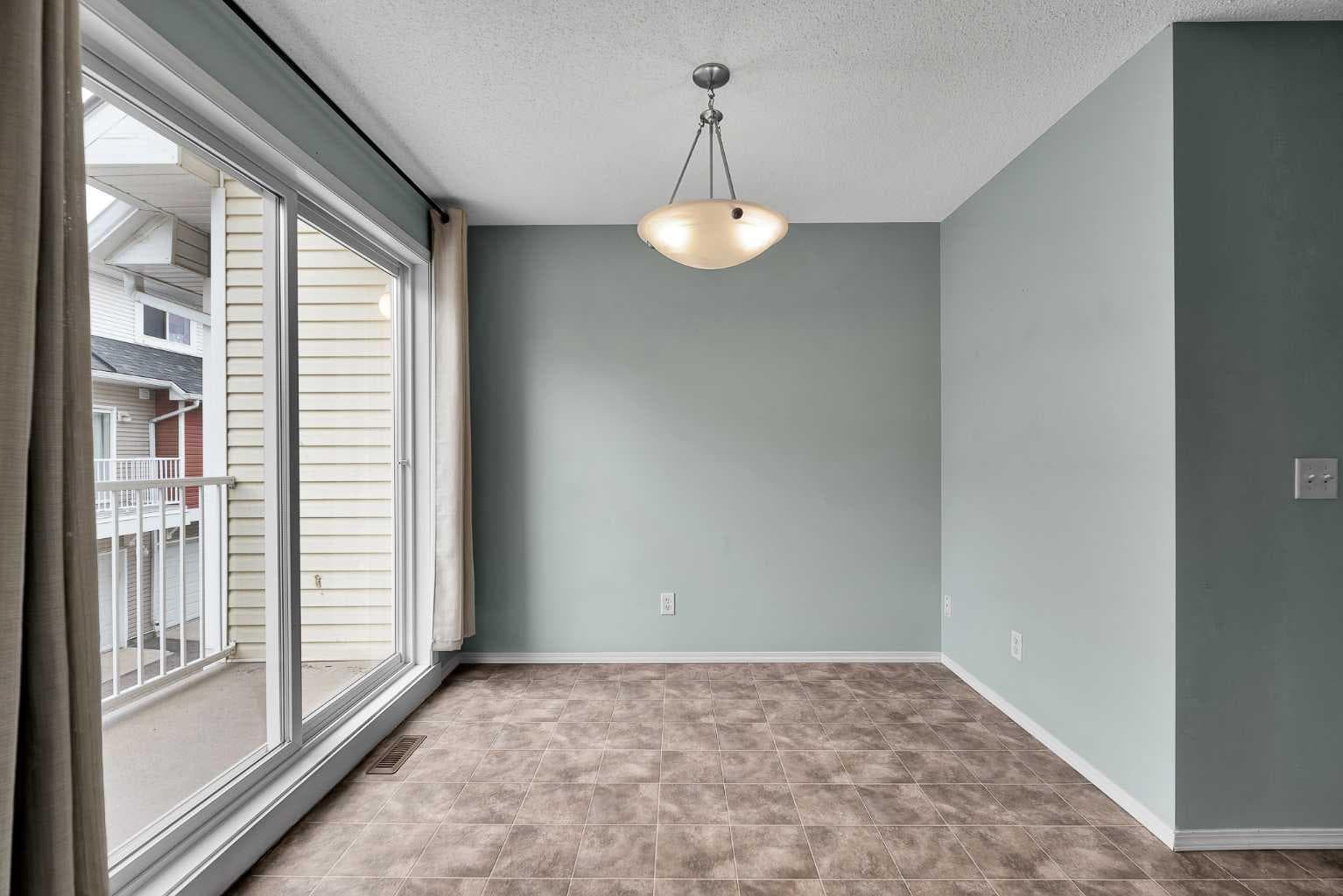207 Mckenzie Towne Gate SE