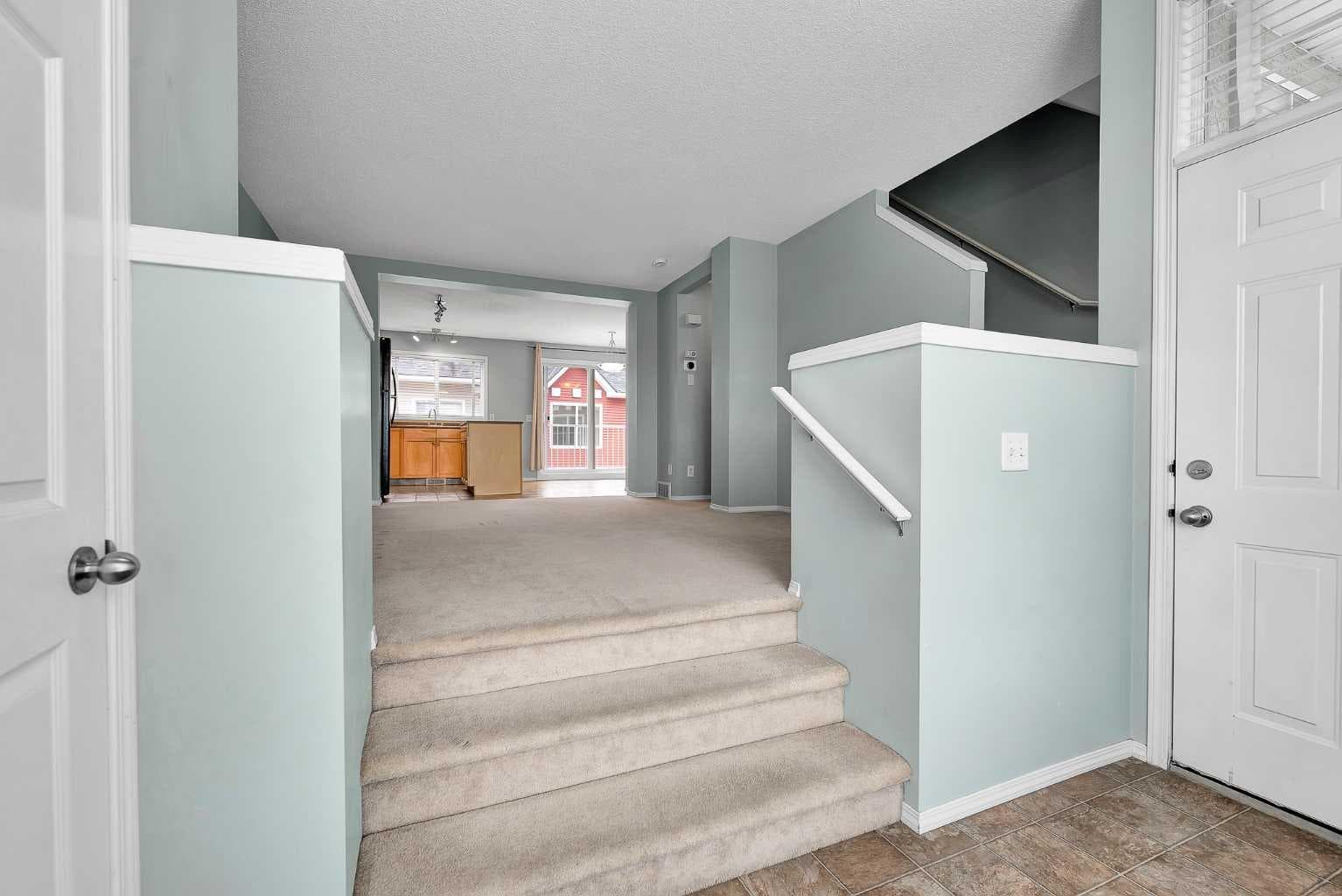 207 Mckenzie Towne Gate SE