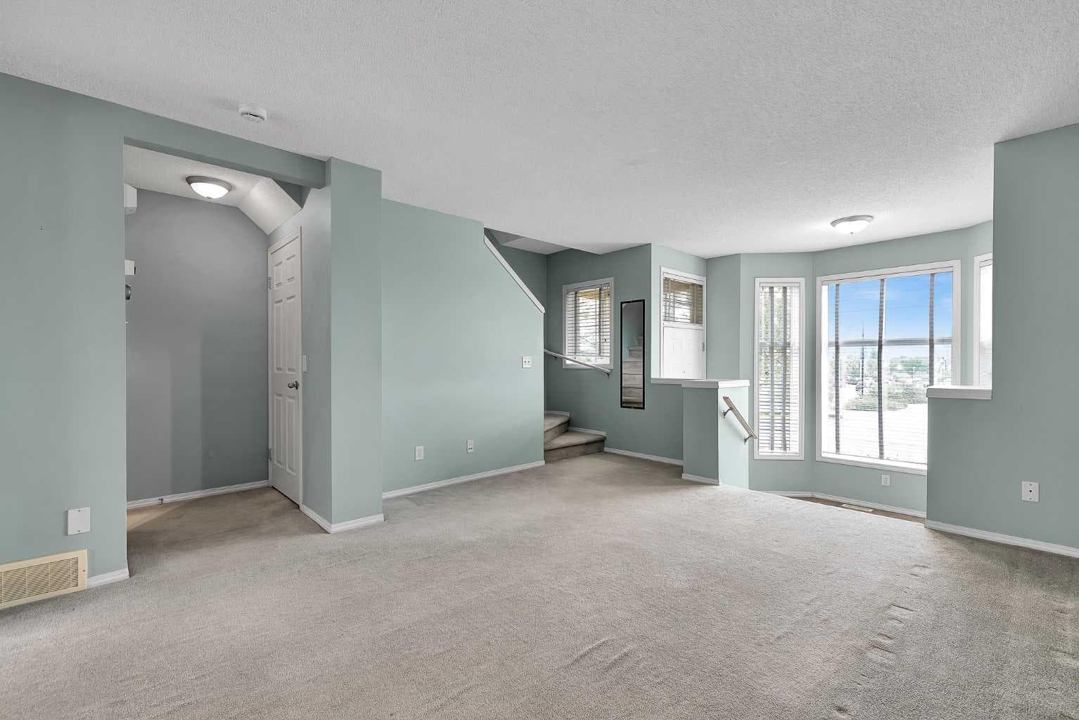 207 Mckenzie Towne Gate SE
