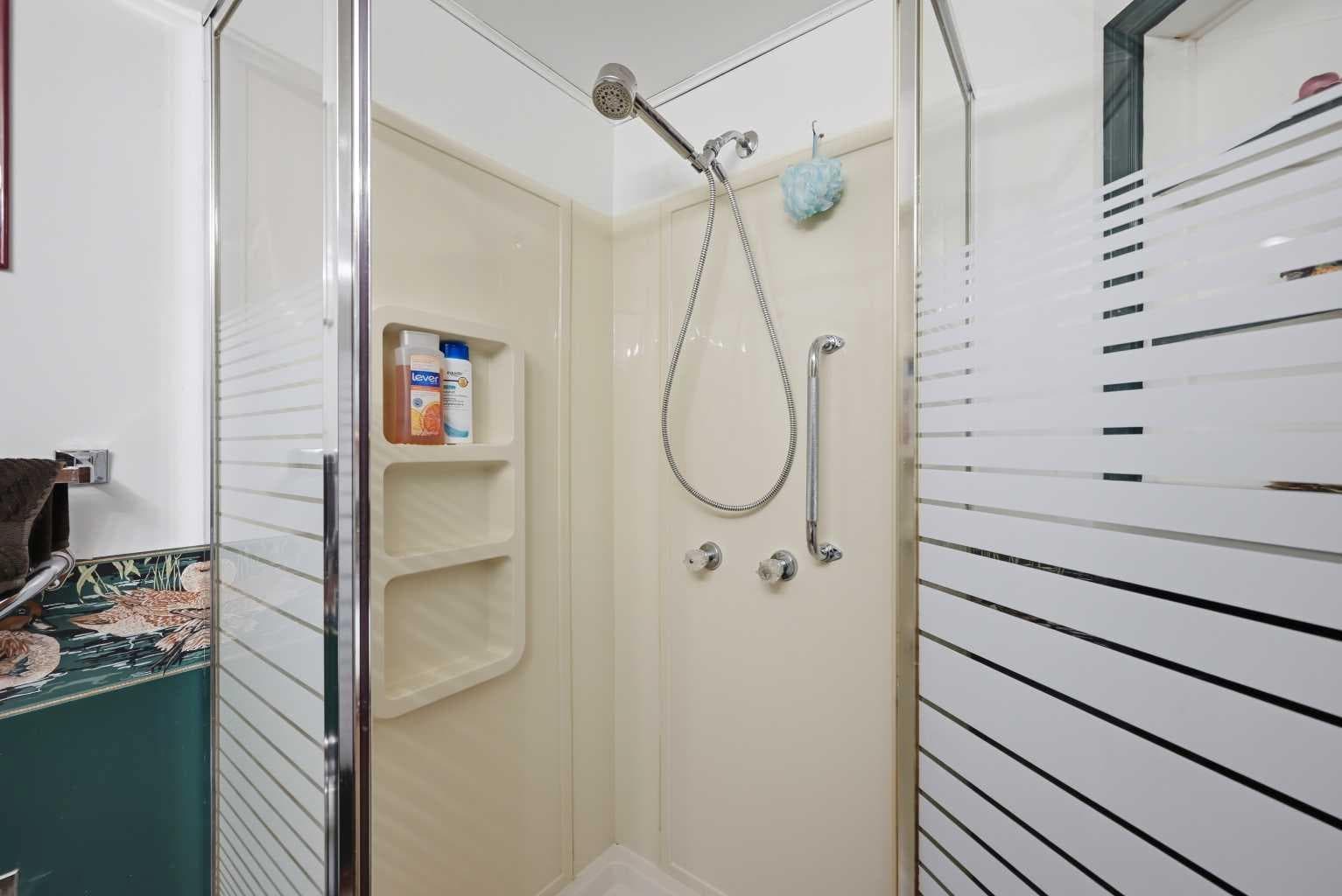 45 Taradale Close NE