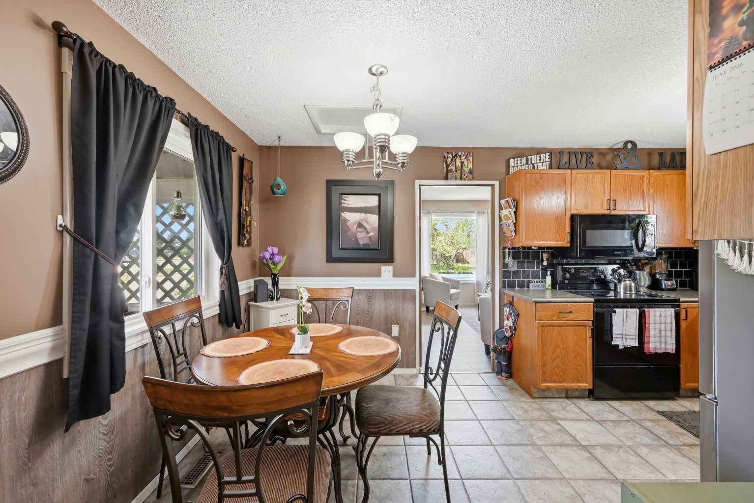 45 Taradale Close NE