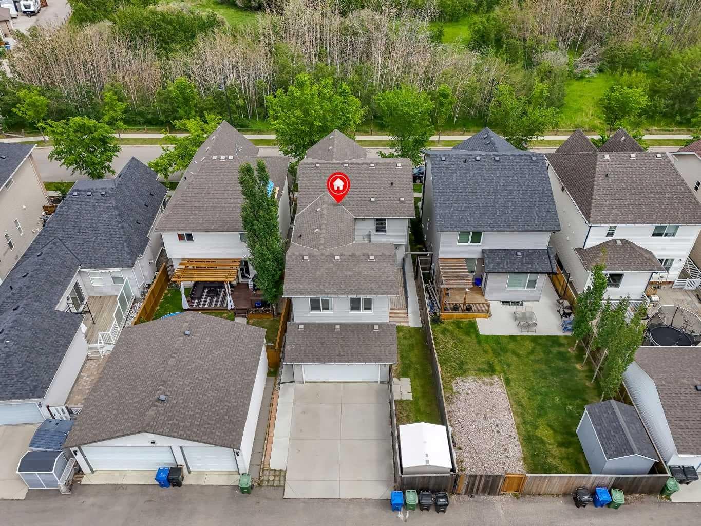 240 Elgin Meadows Way SE