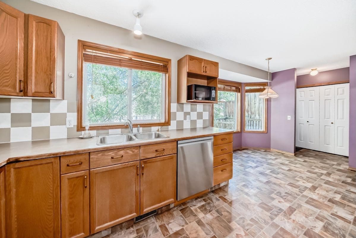 105 Tuscany Way NW