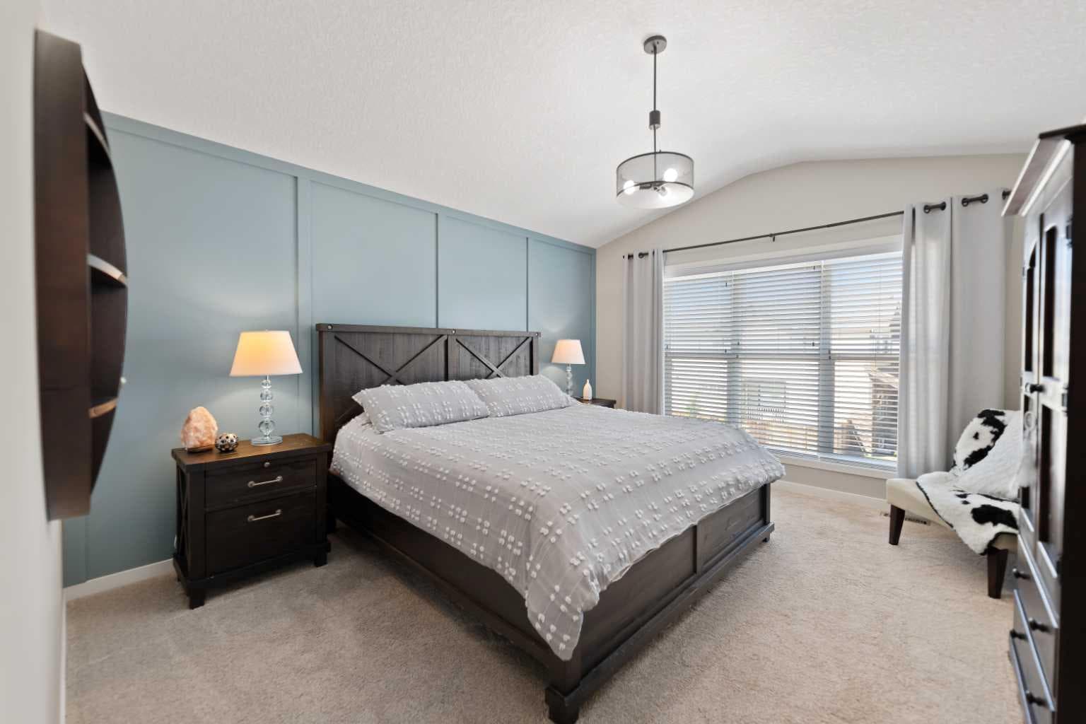 124 Masters Crescent SE