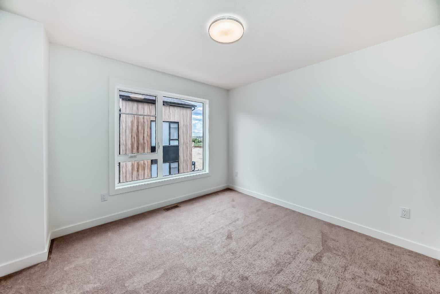 104, 199 Sage Hill Heights  