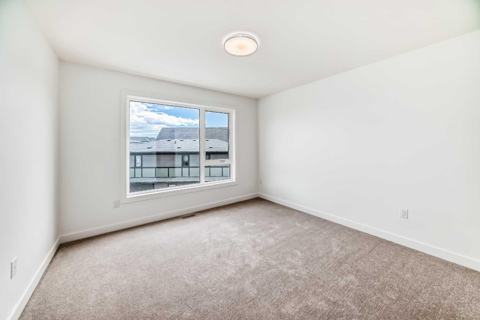 104, 199 Sage Hill Heights  