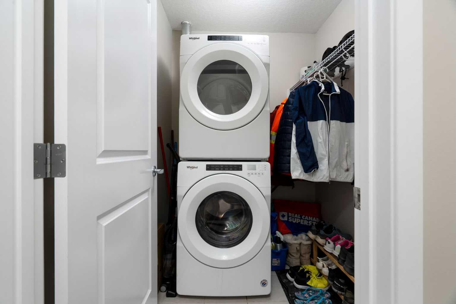 112, 30 Mahogany Mews SE