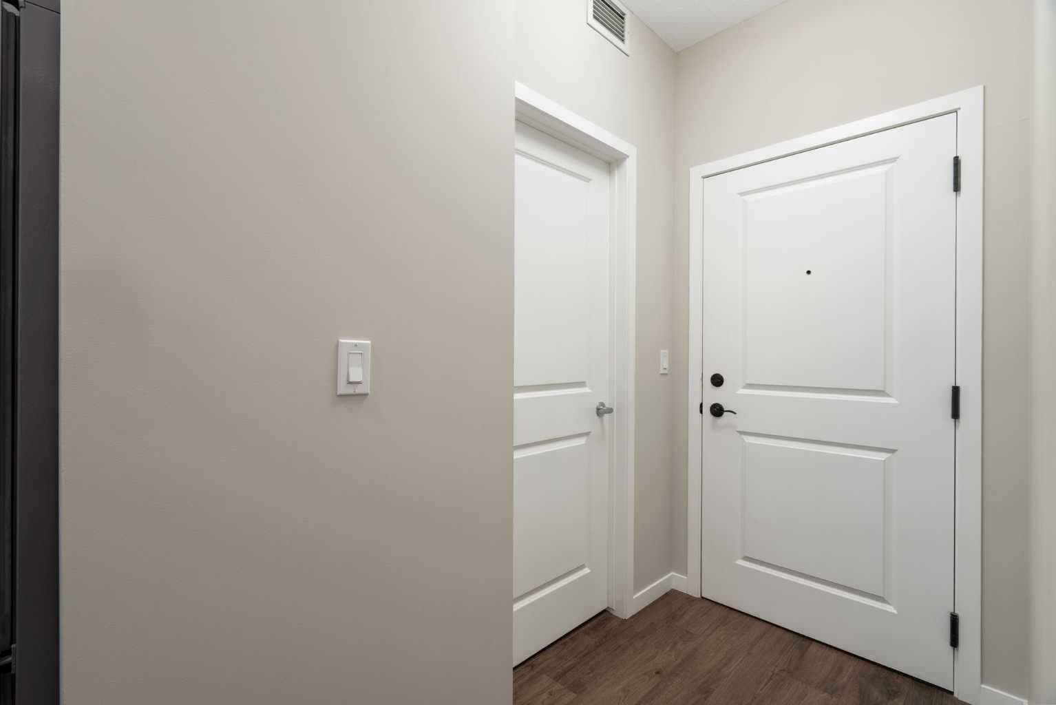 112, 30 Mahogany Mews SE