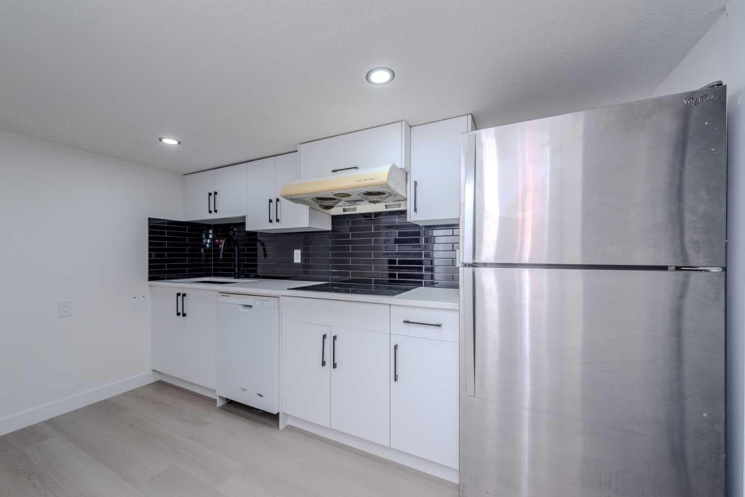 93 Coral Reef Crescent NE