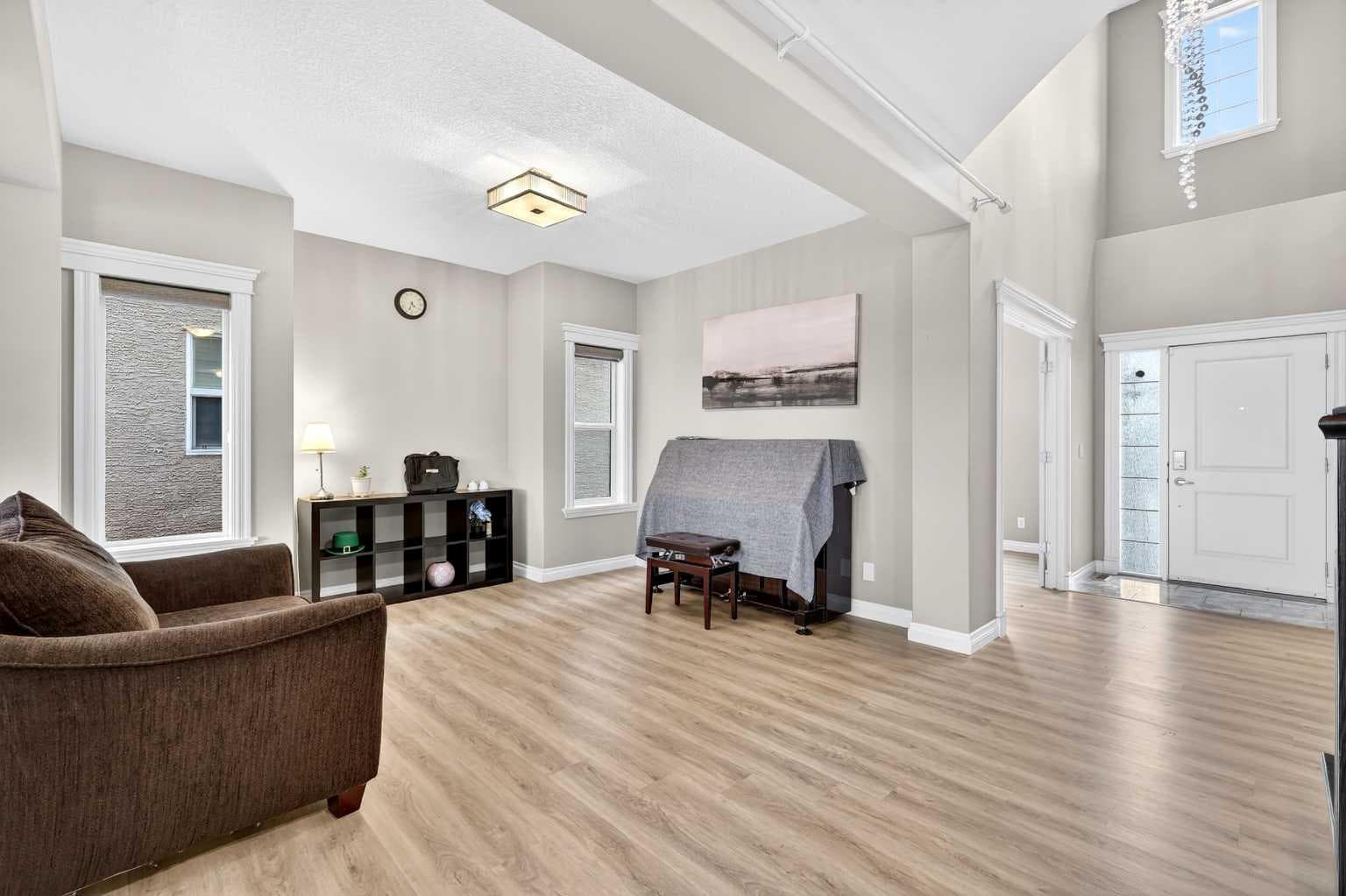 149 Marquis View SE