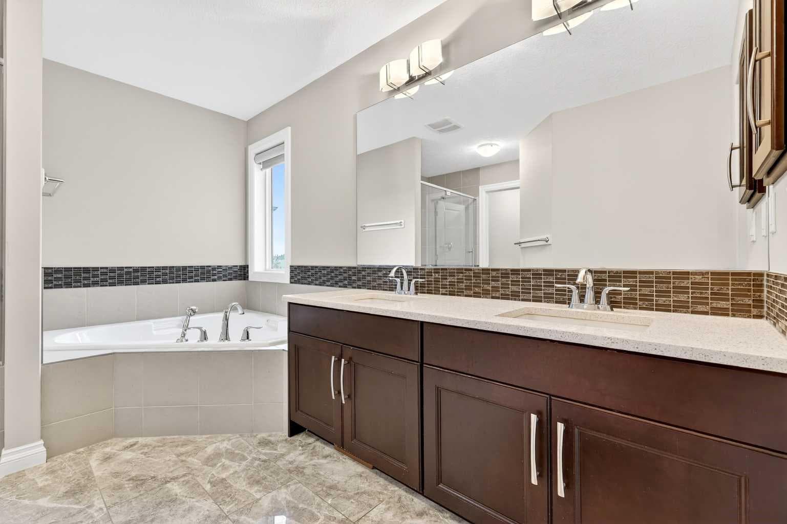 149 Marquis View SE