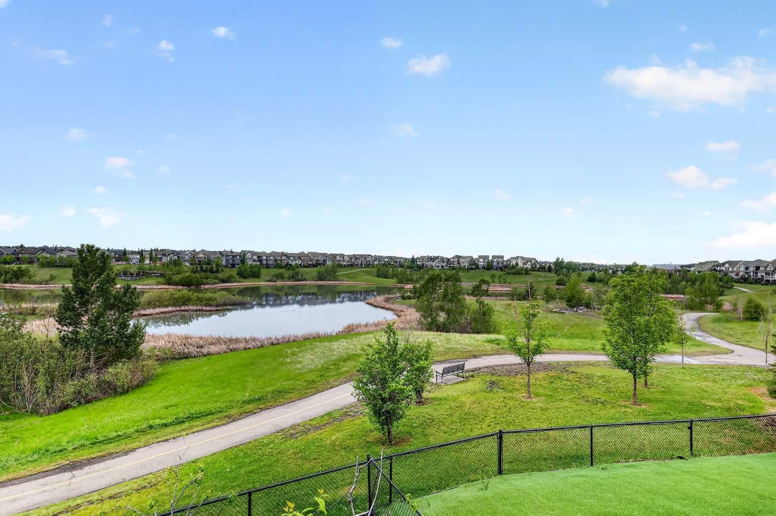 149 Marquis View SE