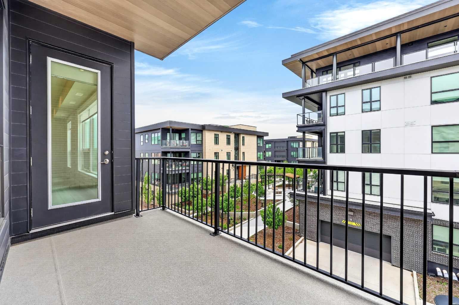 302, 275 Lebel Crescent NW