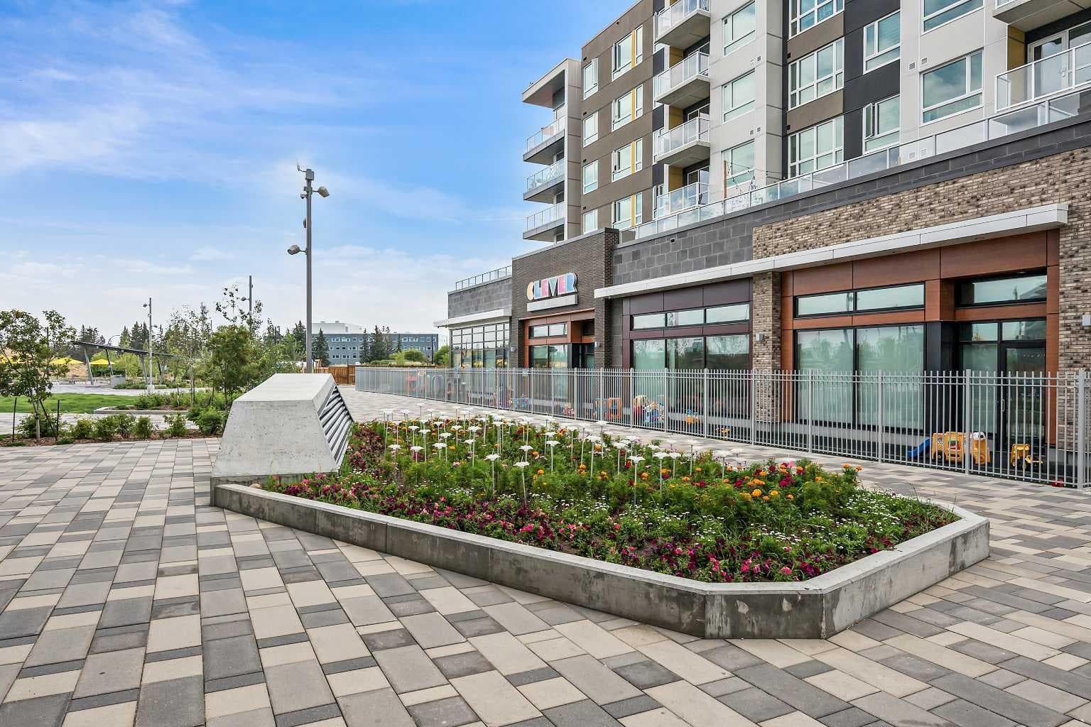 302, 275 Lebel Crescent NW