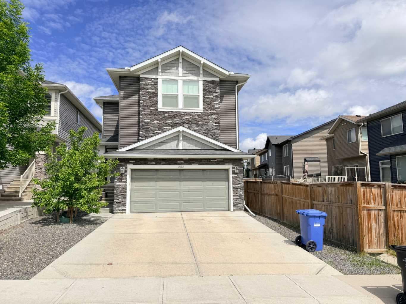 252 Nolancliff Crescent NW