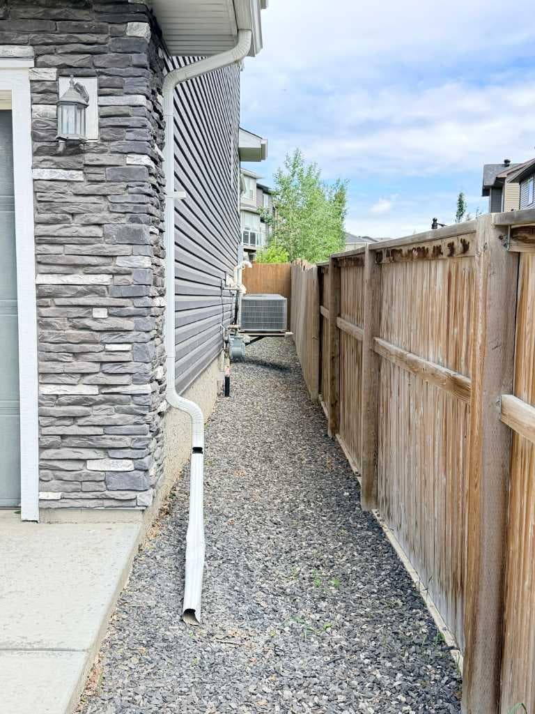252 Nolancliff Crescent NW