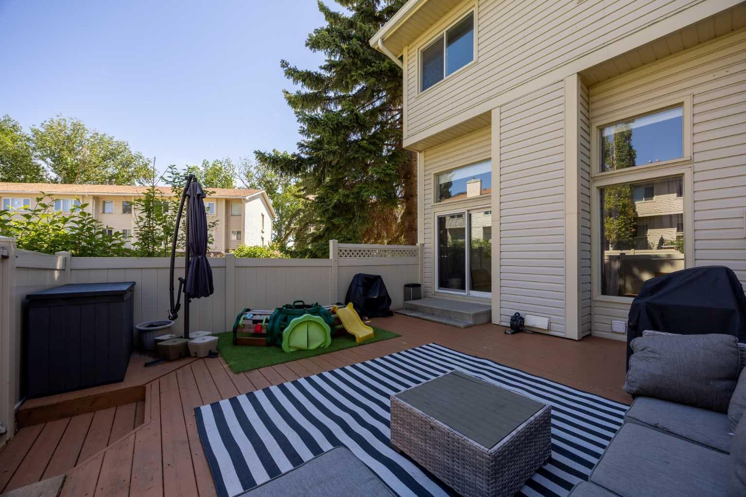 723 Queenston Terrace SE