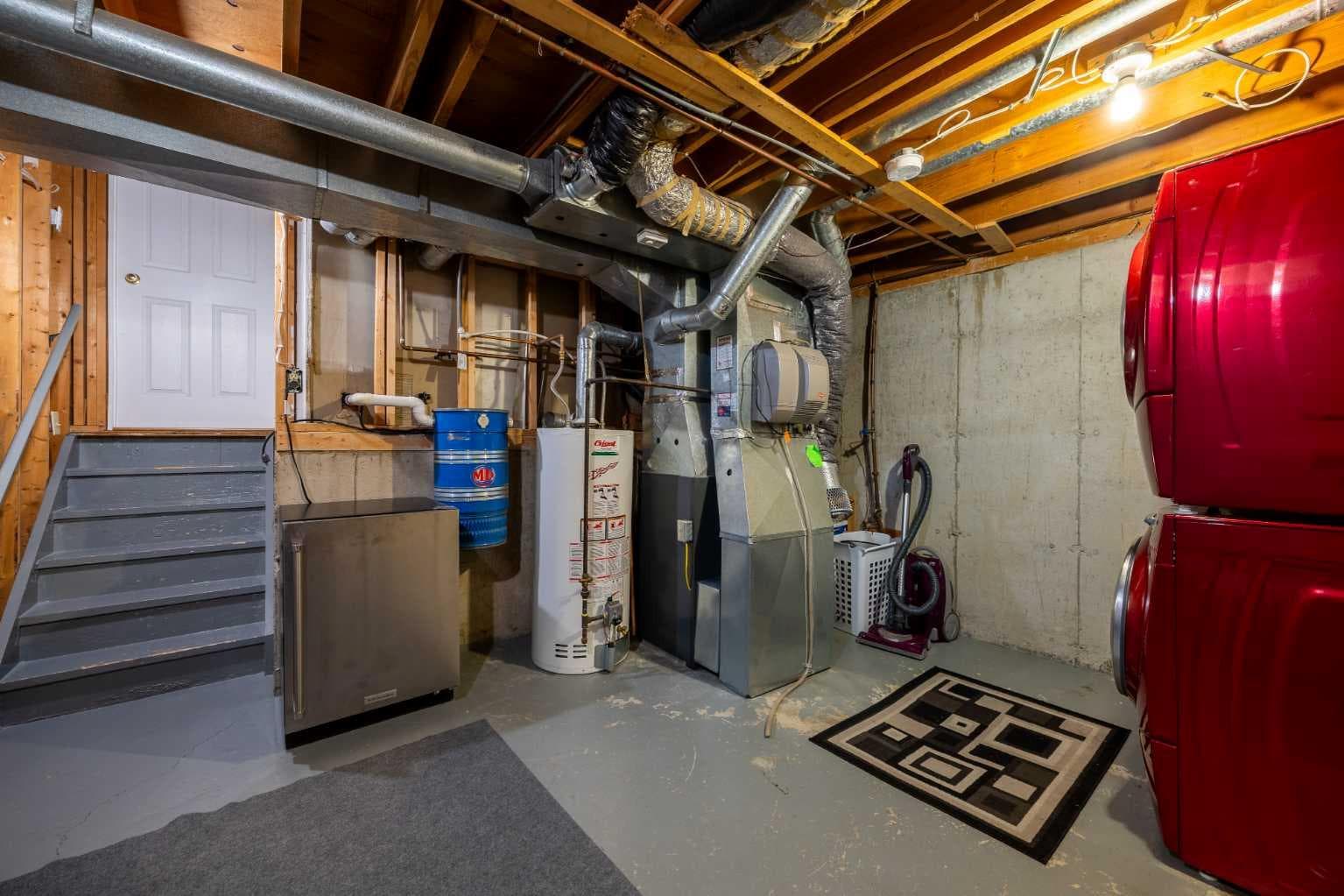 723 Queenston Terrace SE