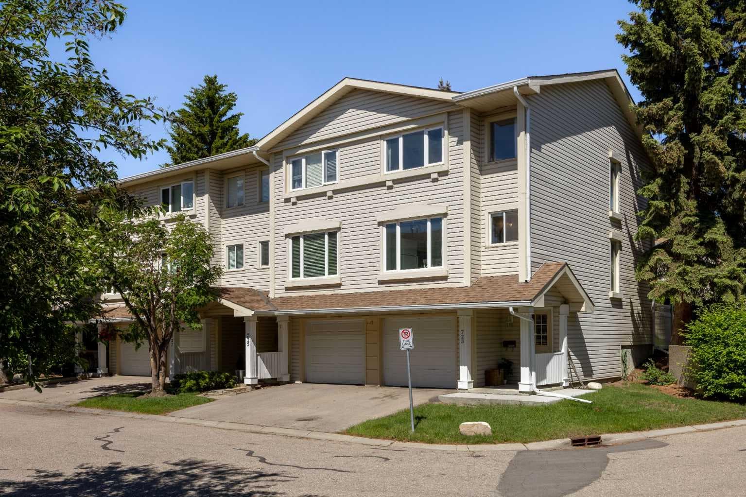 723 Queenston Terrace SE
