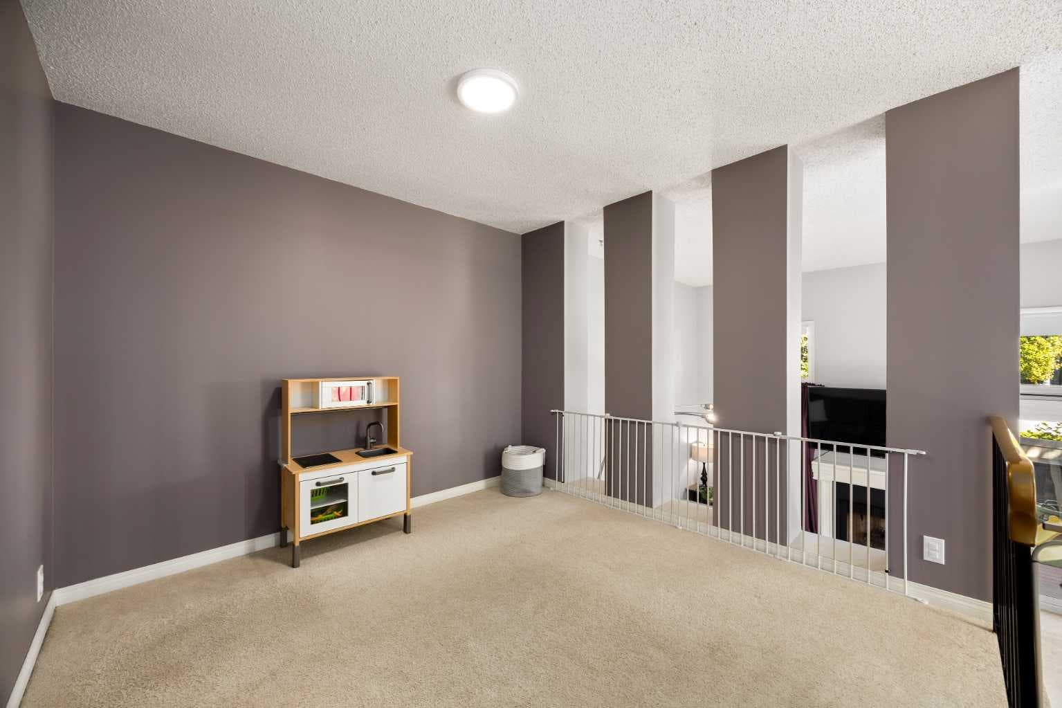 723 Queenston Terrace SE