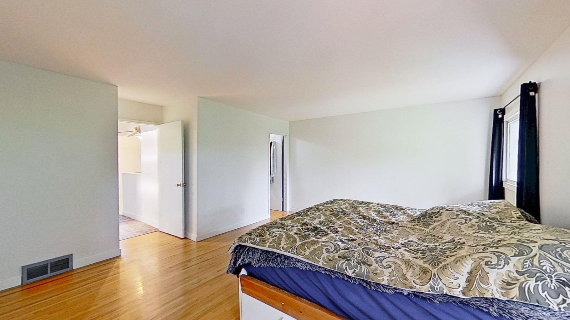 101, 1305 Glenmore Trail 