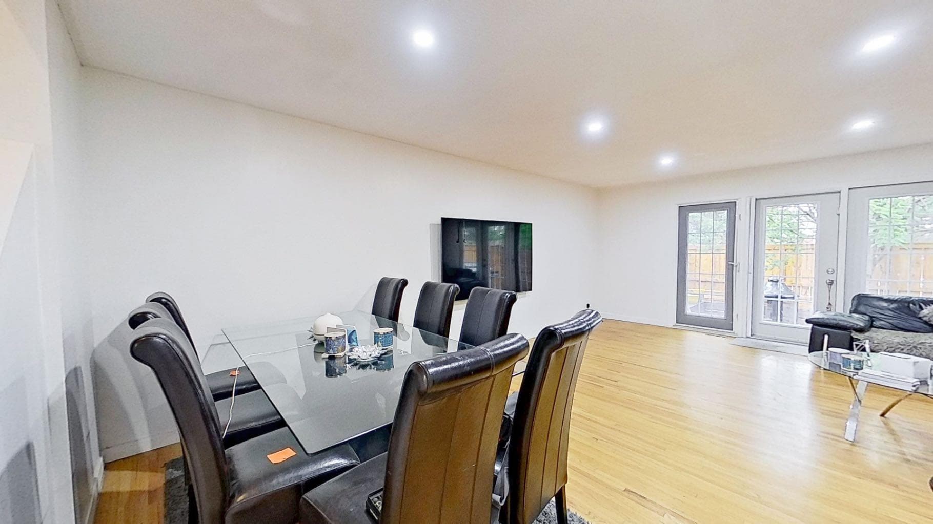101, 1305 Glenmore Trail 