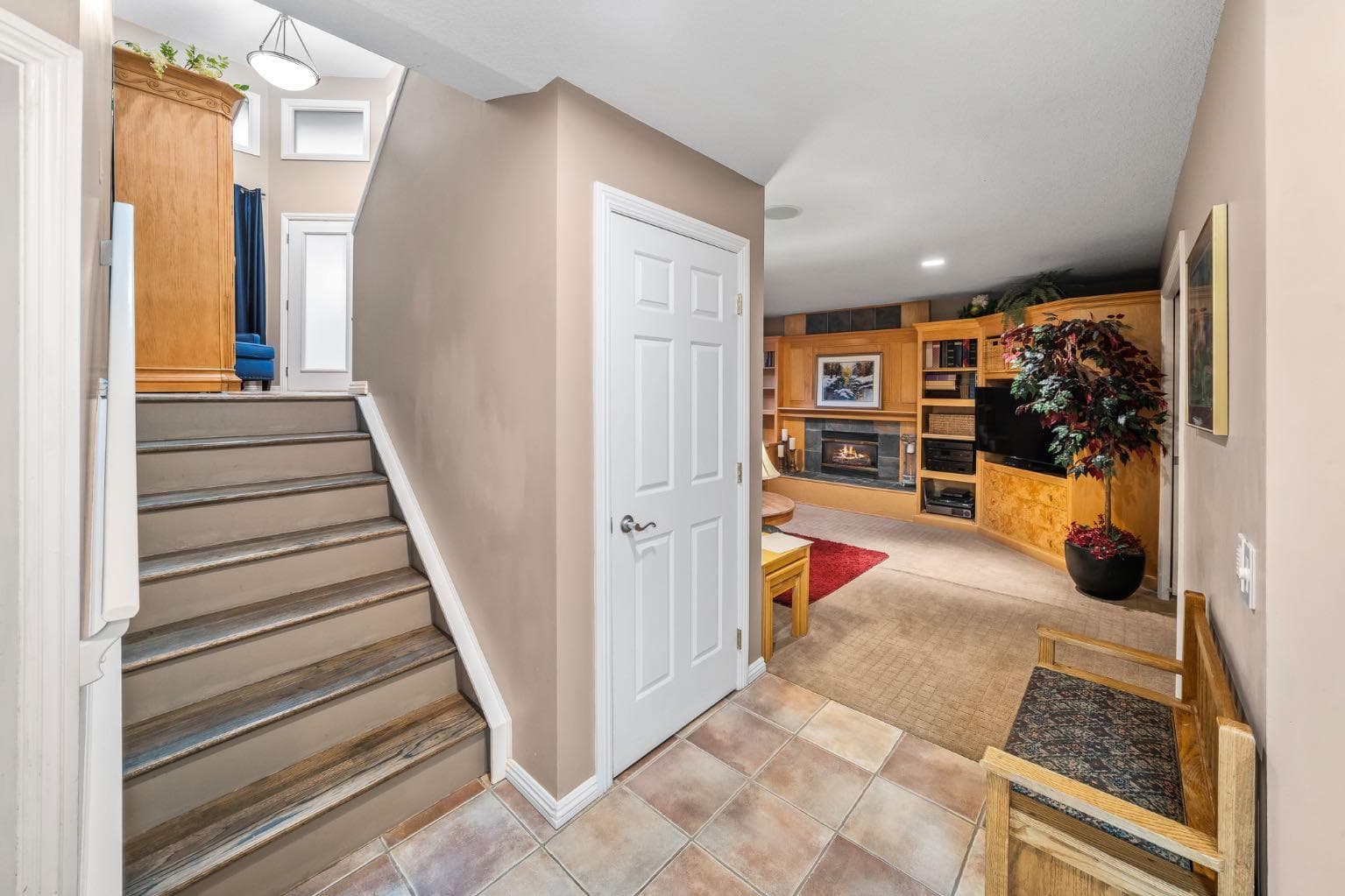 5011 Viceroy Drive NW