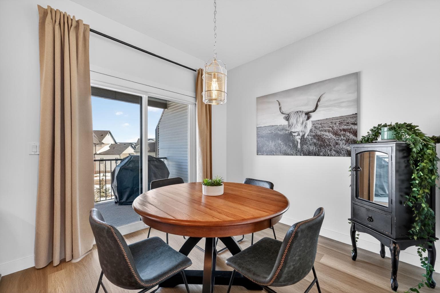 1501, 201 Cooperswood Green SW