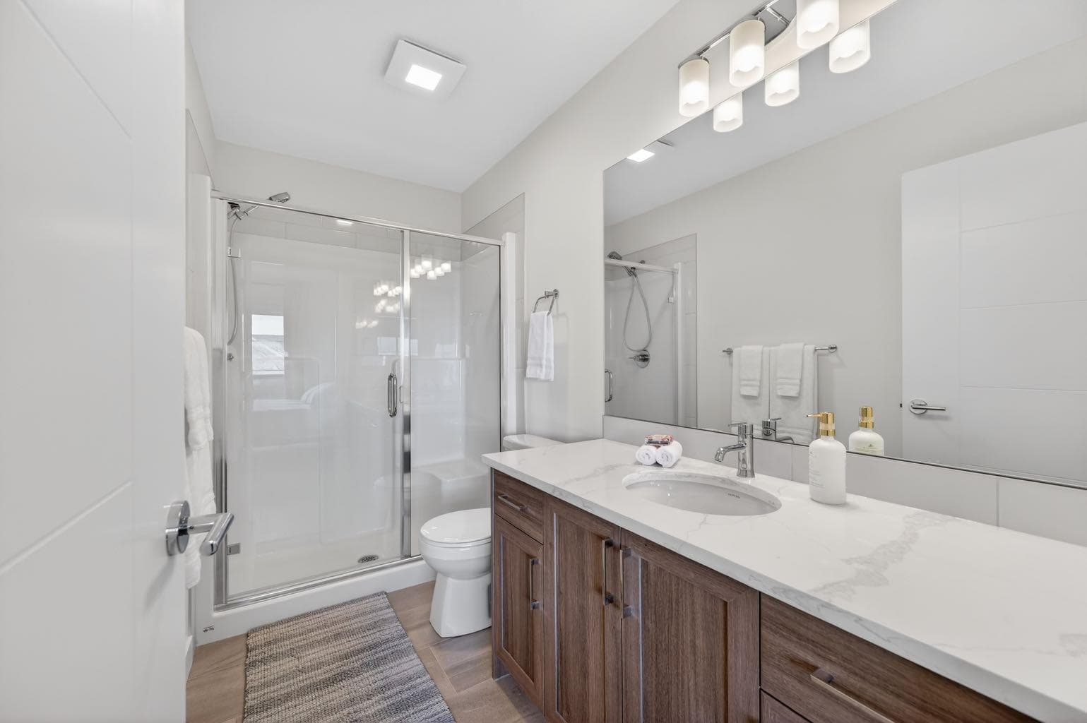 1501, 201 Cooperswood Green SW